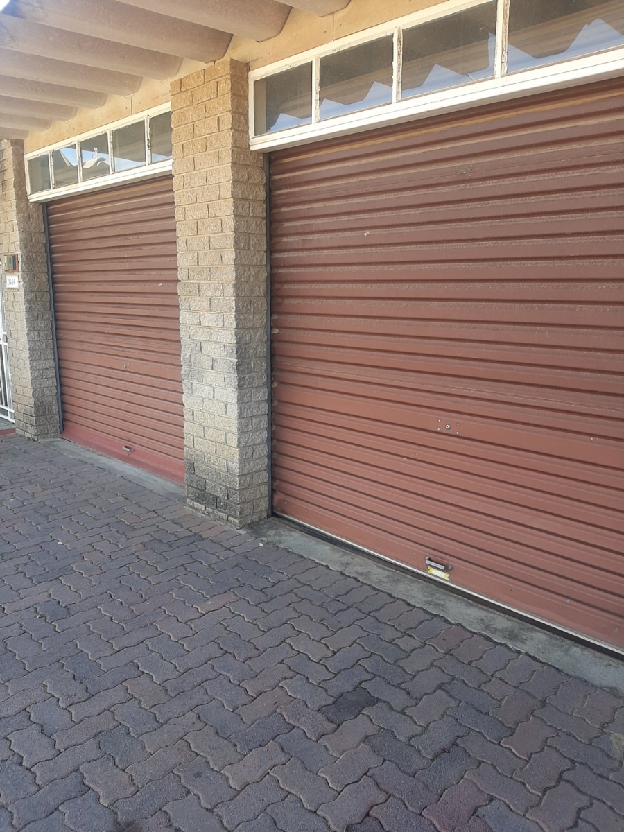 2 Bedroom Property for Sale in Morewag Free State